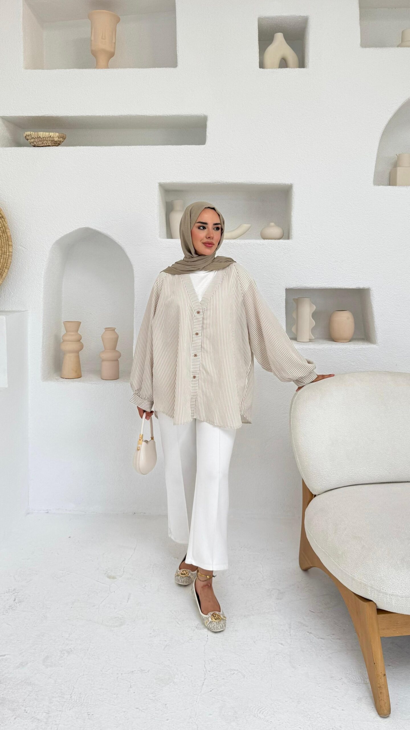 image_1950-1104.jpg Mizgin Çizgi Gömlek - Vizon - Görsel 1