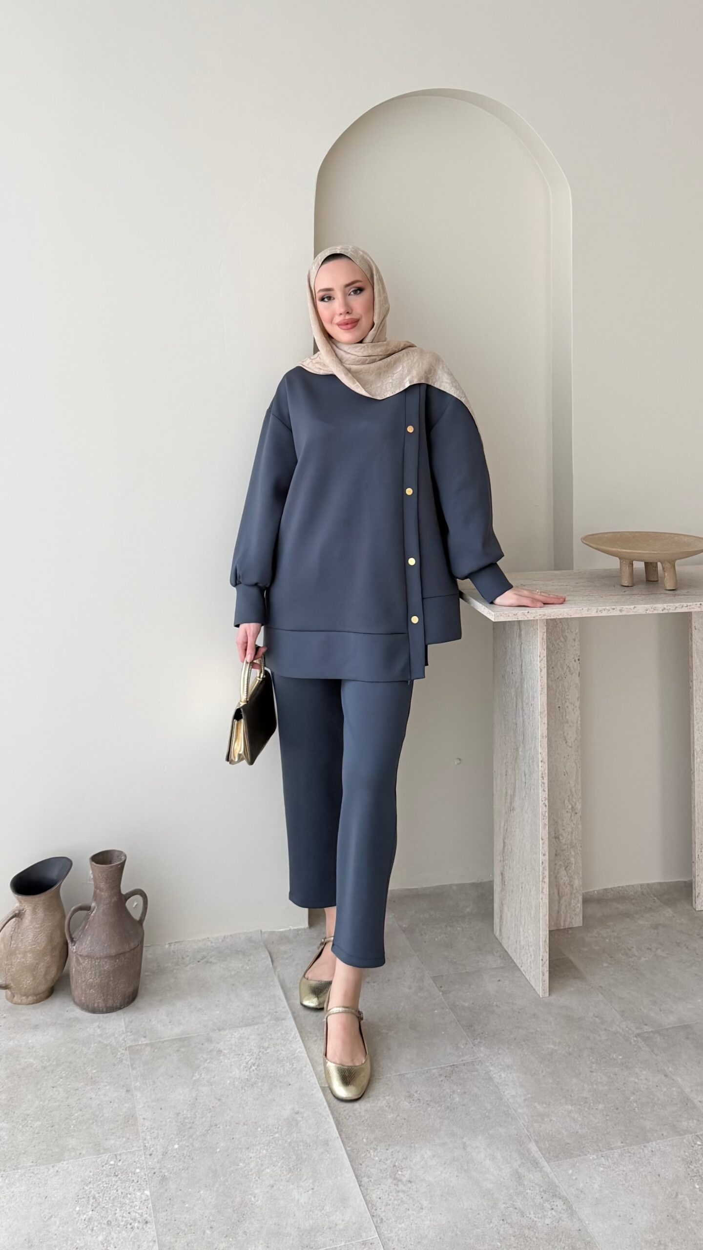 image_1950-1436.jpg Sole Düğmeli Scuba Takım - Antrasit - Görsel 1