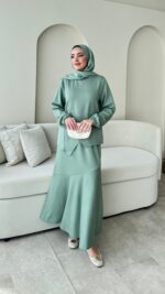 Sali Asimetrik Takım - Mint Yeşil