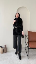 Mira Kürk Yelek - Siyah