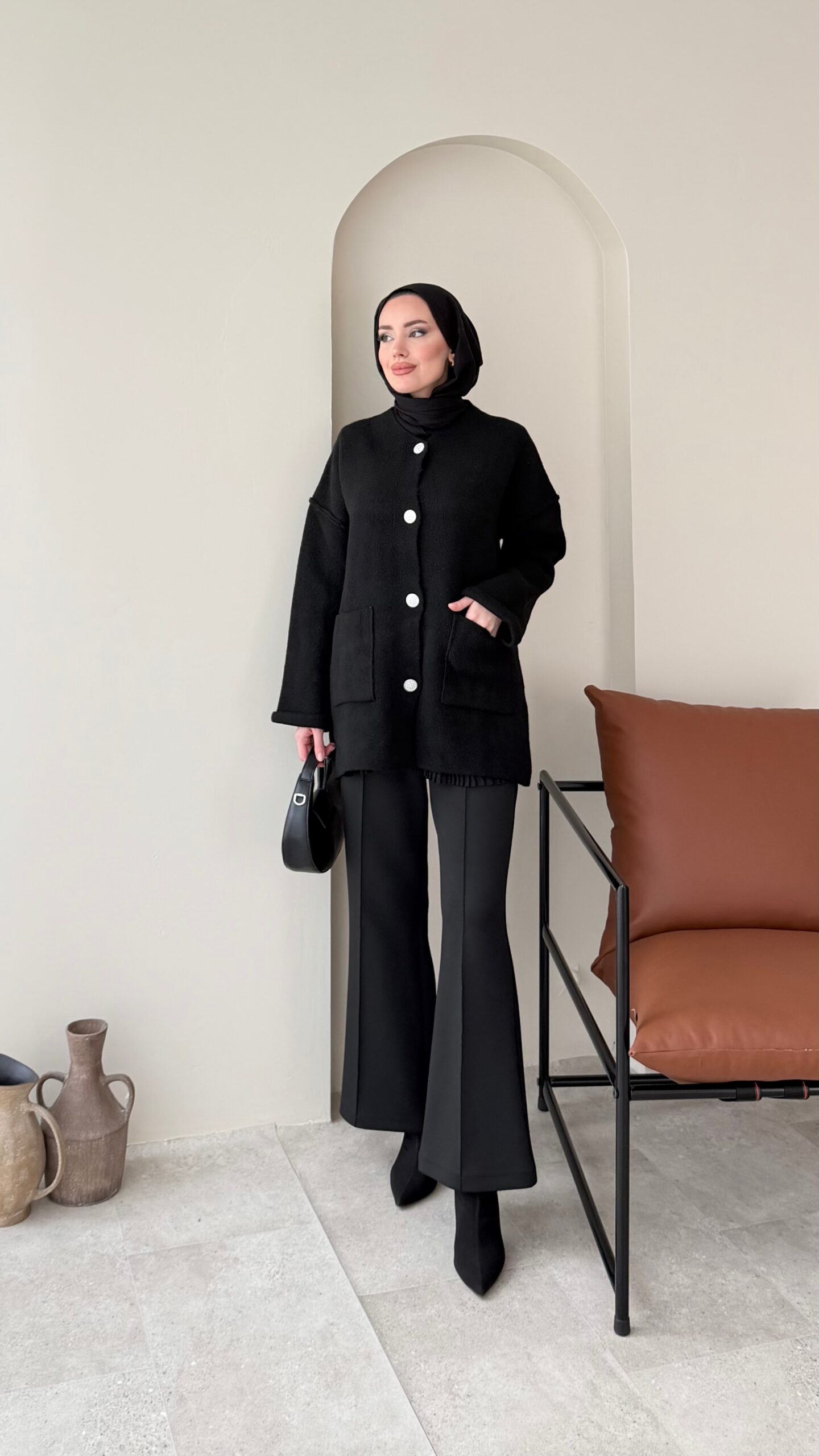 image_1950-2677.jpg Hare Triko Hırka - Siyah - Görsel 1