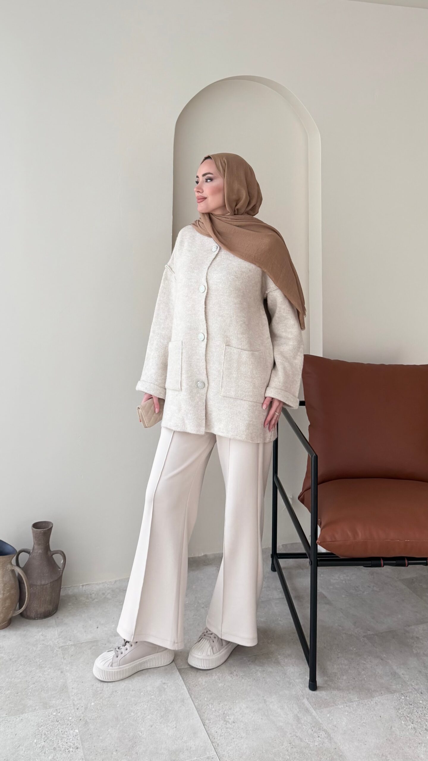 image_1950-2683.jpg Hare Triko Hırka - Taş - Görsel 1