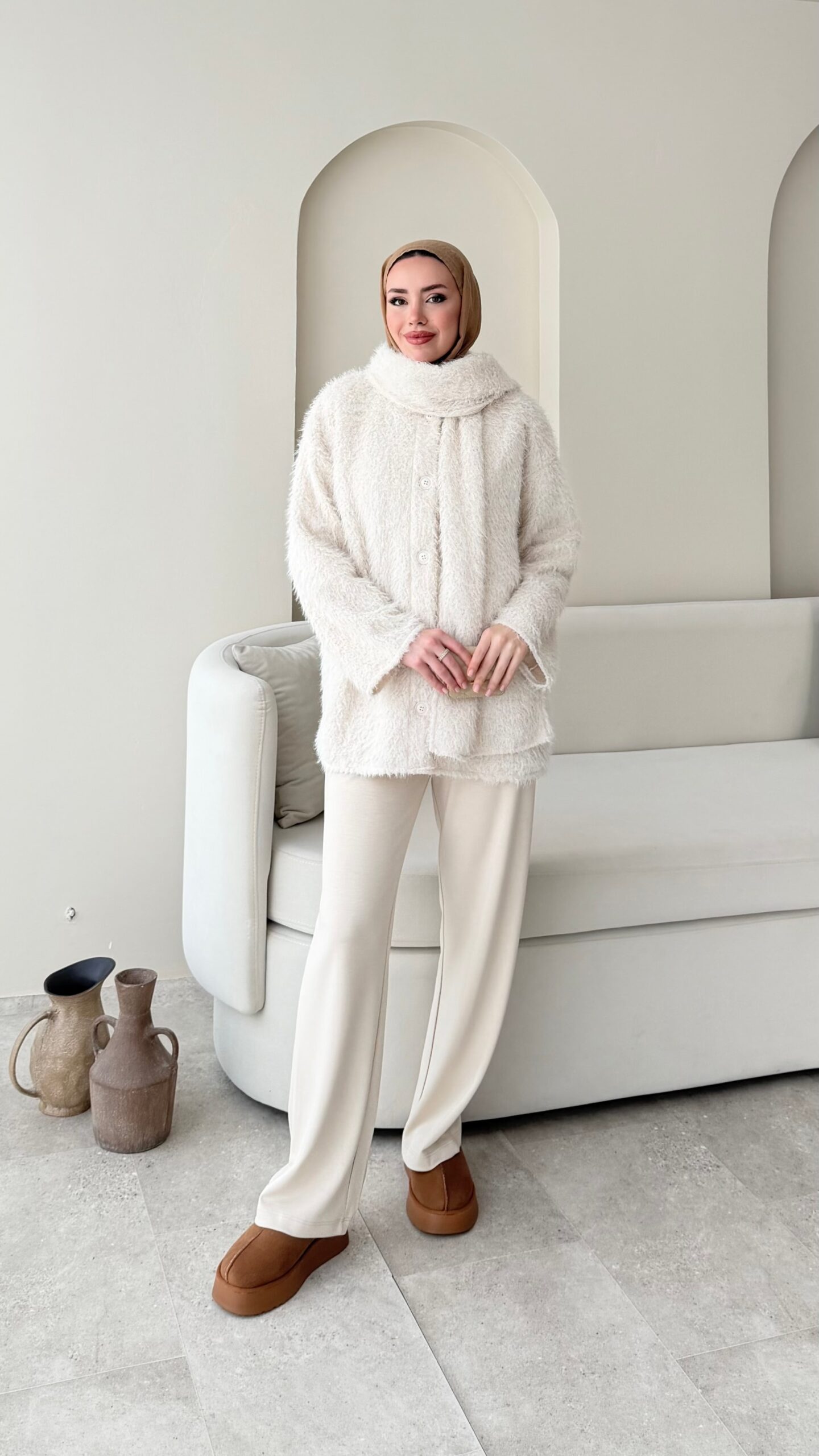 image_1950-2912.jpg Mores Tüylü Kap - Ekru - Görsel 1