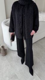 Mores Tüylü Kap - Siyah - Görsel 5