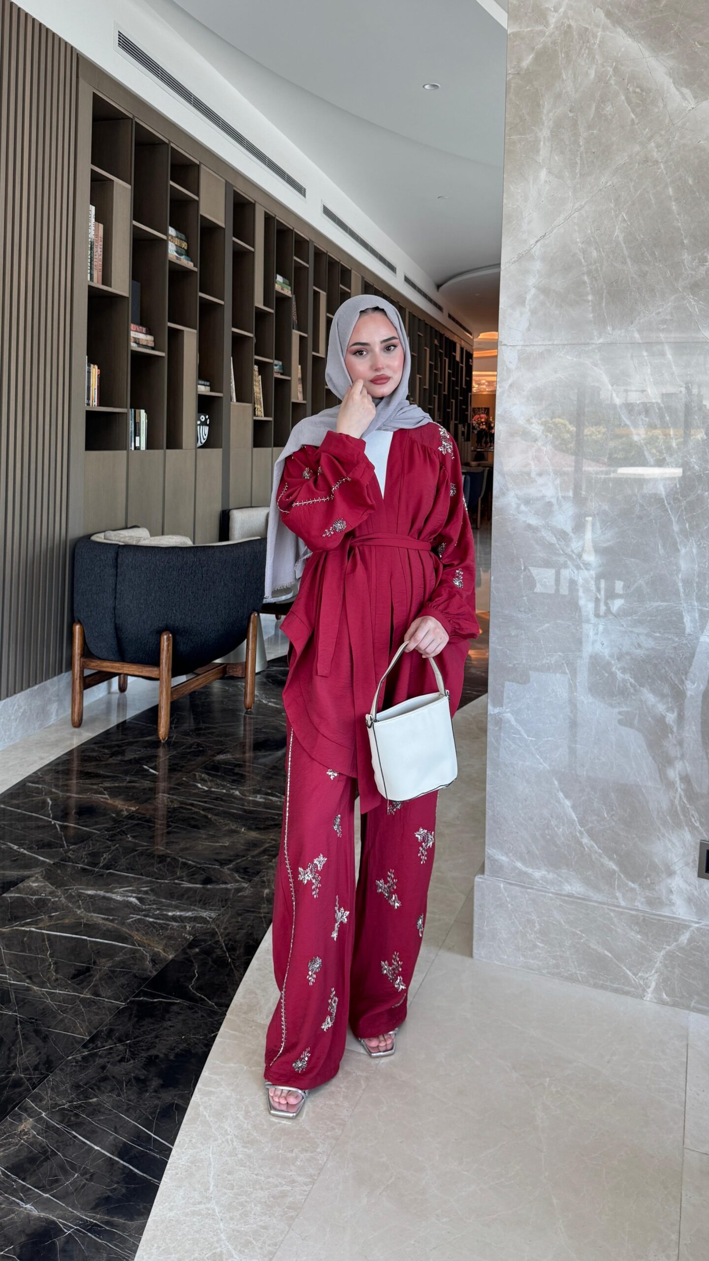 image_1950-561.jpg More Taşlı Takım - Bordo - Görsel 1