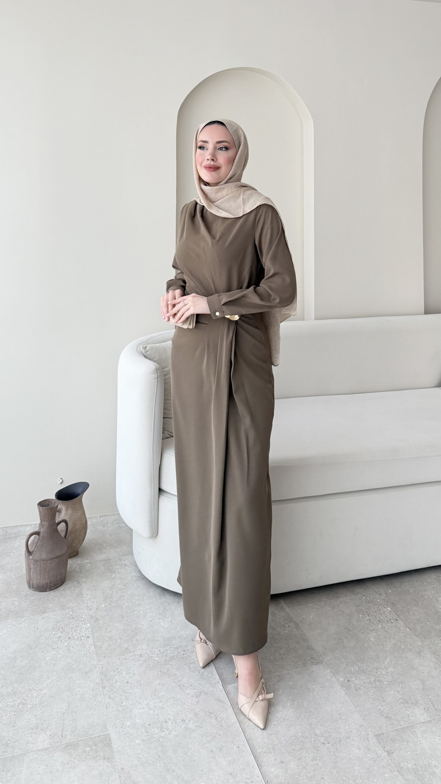 1762278546_0_690a3c9281a11.jpg Sare Pileli Elbise - Vizon - Görsel 1