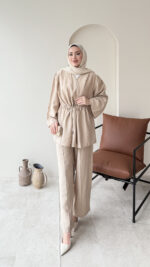 Yakamoz Taşlı Takım - Bej