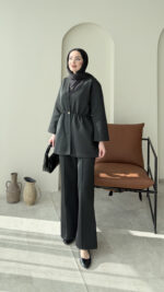 Perla Düğmeli Scuba Takım - Siyah