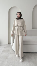 Berli Düğmeli Oyşo Takım - Taş