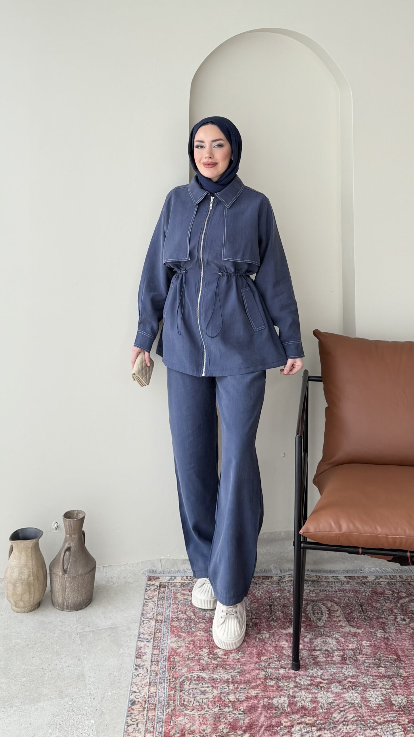 1769890936_0_697e64786a85d.jpeg Petri Dikişli Modal Takım - Lacivert - Görsel 1