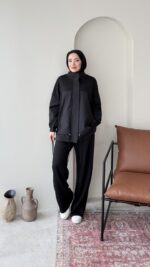 Mesa Garni Detaylı Oyşo Takım - Siyah ( Ön sipariş bayram sonrası kargolanacaktır)