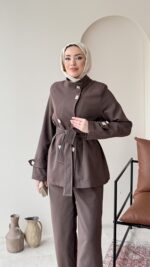 Miri Düğme Detaylı Takım – Kahve - Görsel 3