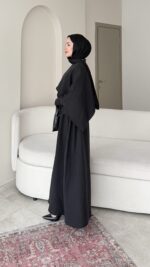 Anka Pelerinli Elbise - Siyah - Görsel 5