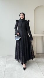 Madrid Volanlı Elbise - Siyah