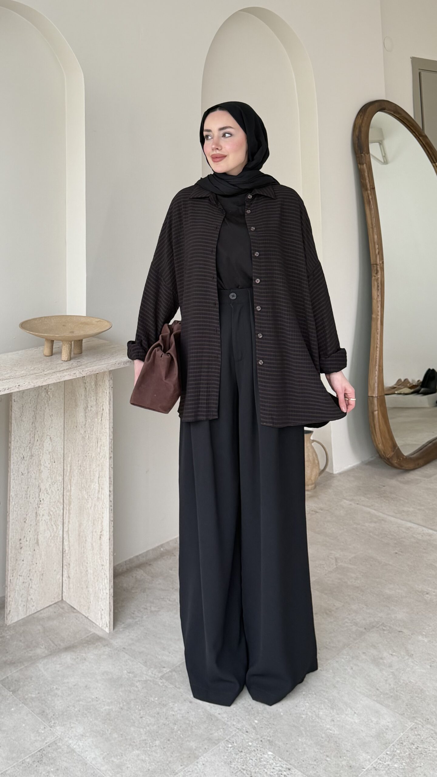 1775245109_0_69d0173553bcd.jpeg Nora Kareli Gömlek - Acı Kahverengi - Görsel 1