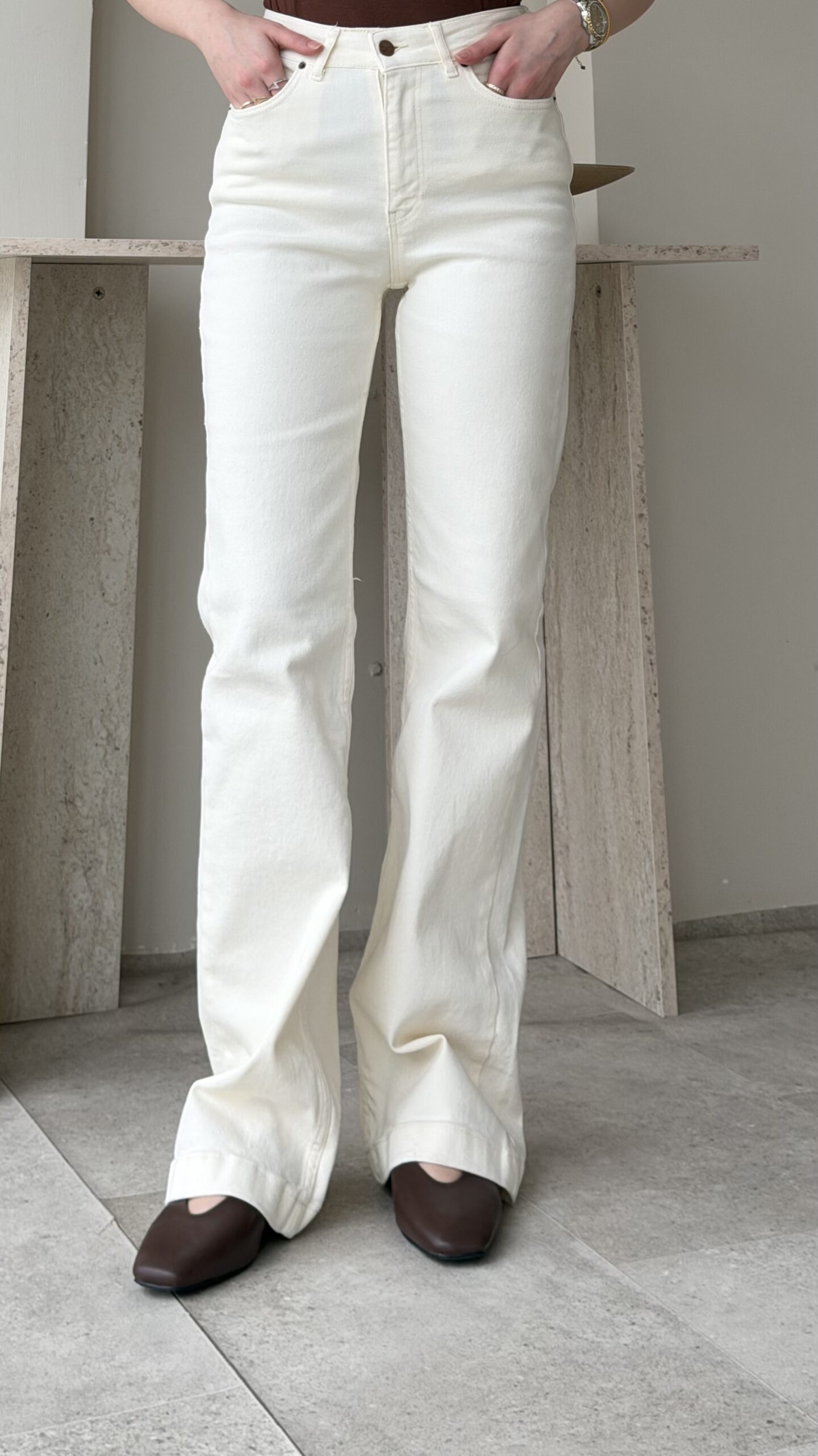 1775247992_0_69d0227822a90.jpeg Meri Kot Pantolon - Krem - Görsel 1