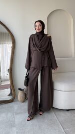 Yumi Şal Yaka Takım - Kahverengi