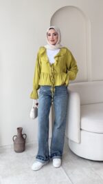 İndirimli Yakası Volanlı Gömlek - Yağ Yeşili