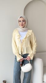 İndirimli Yakası Volanlı Gömlek - Sarı - Görsel 3