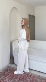 Azra Oyşo Takım-Taş - Görsel 2